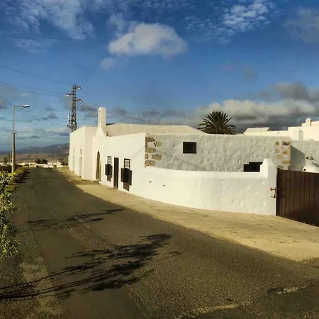 Casa Olivos Мачер