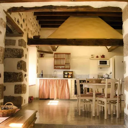 Casa Olivos Mácher